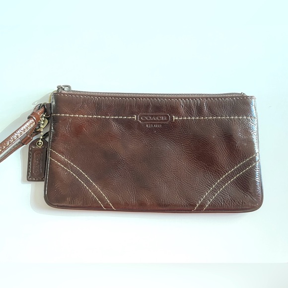 Coach wristlet / pouch - Picture 1 of 7